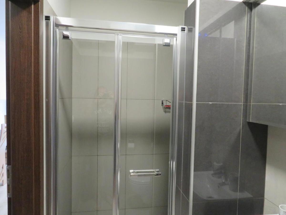 Podhájska Apartman Bohemia מראה חיצוני תמונה